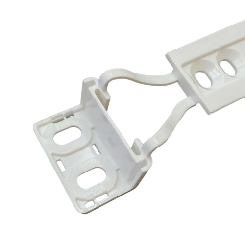 Крепеж фасада двери для холодильника Zanussi 4055372405